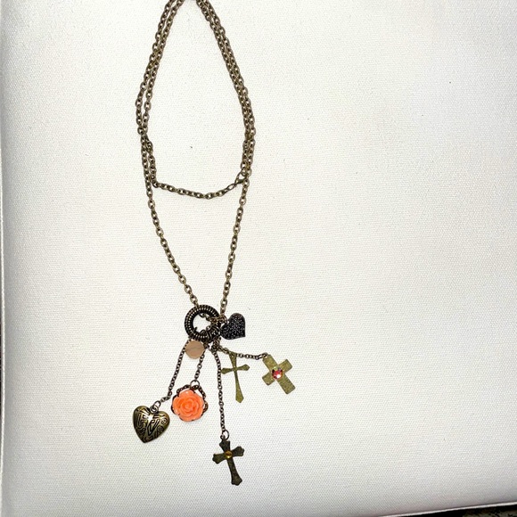 Necklace - Picture 2 of 3